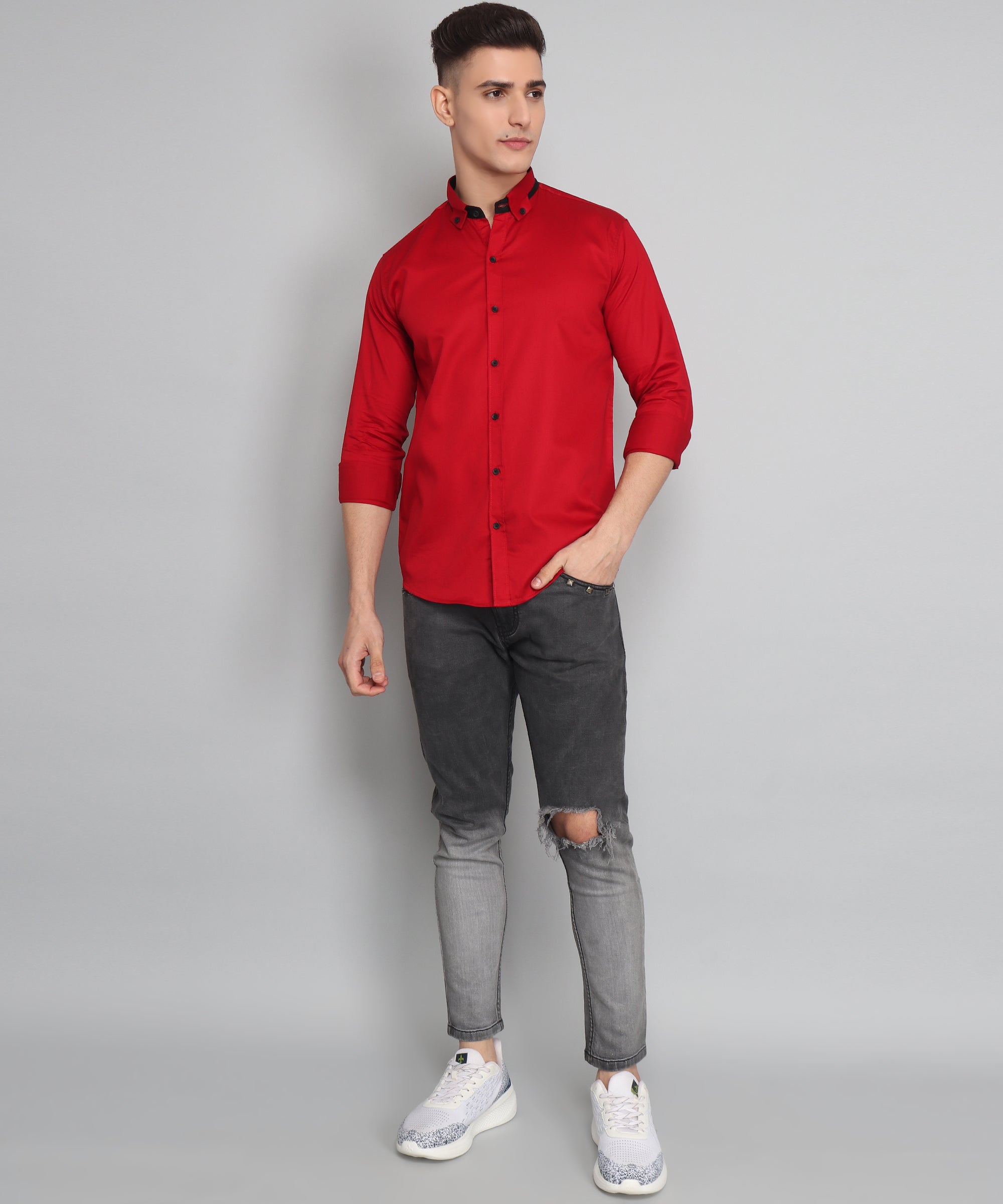 Seersucker Style: Embracing the Breezy Sophistication of Lightweight Puckered Shirts for Men