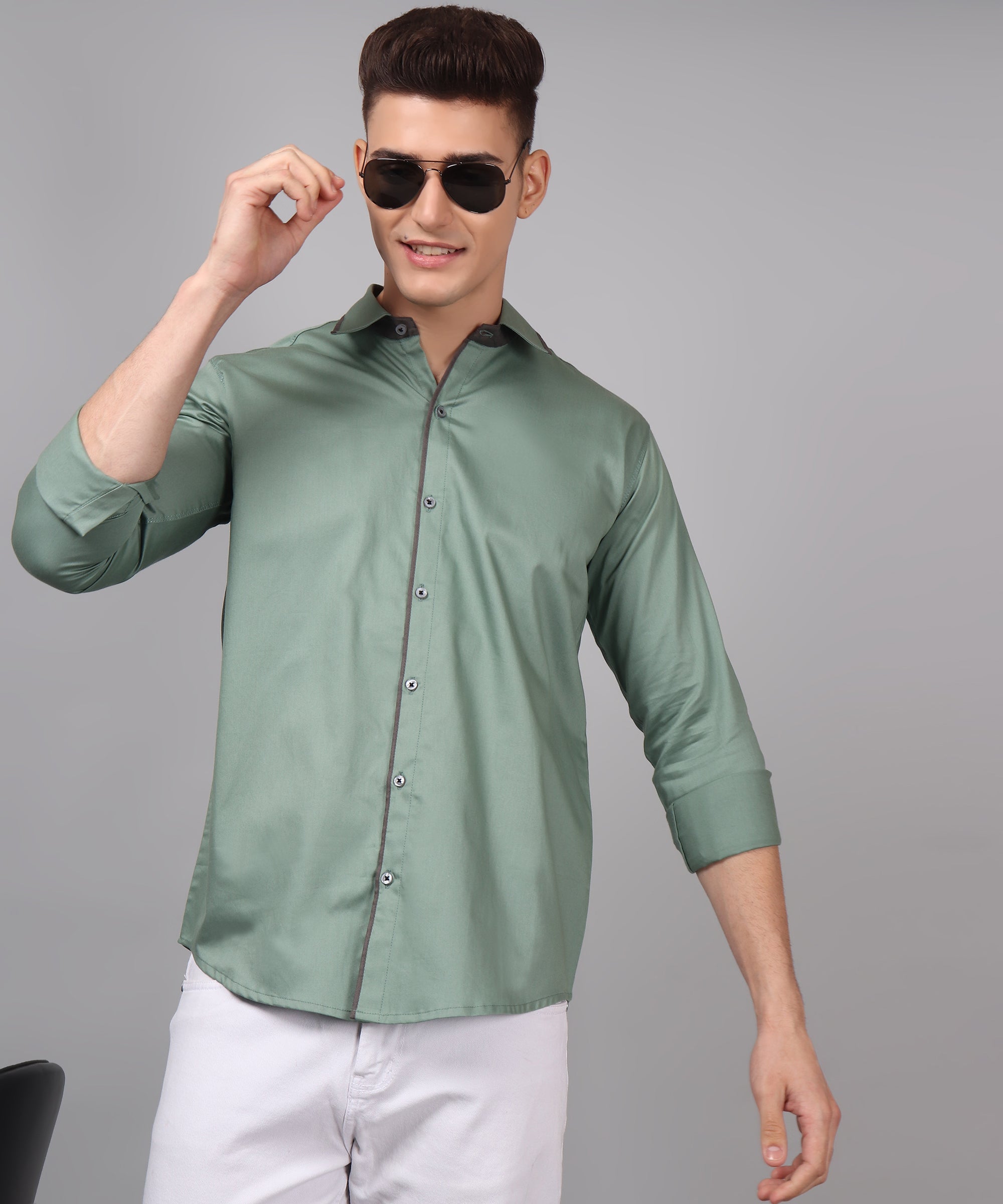 Cotton Elegance: Rediscovering Timeless Sophistication in Classical Cotton Fabric Shirts