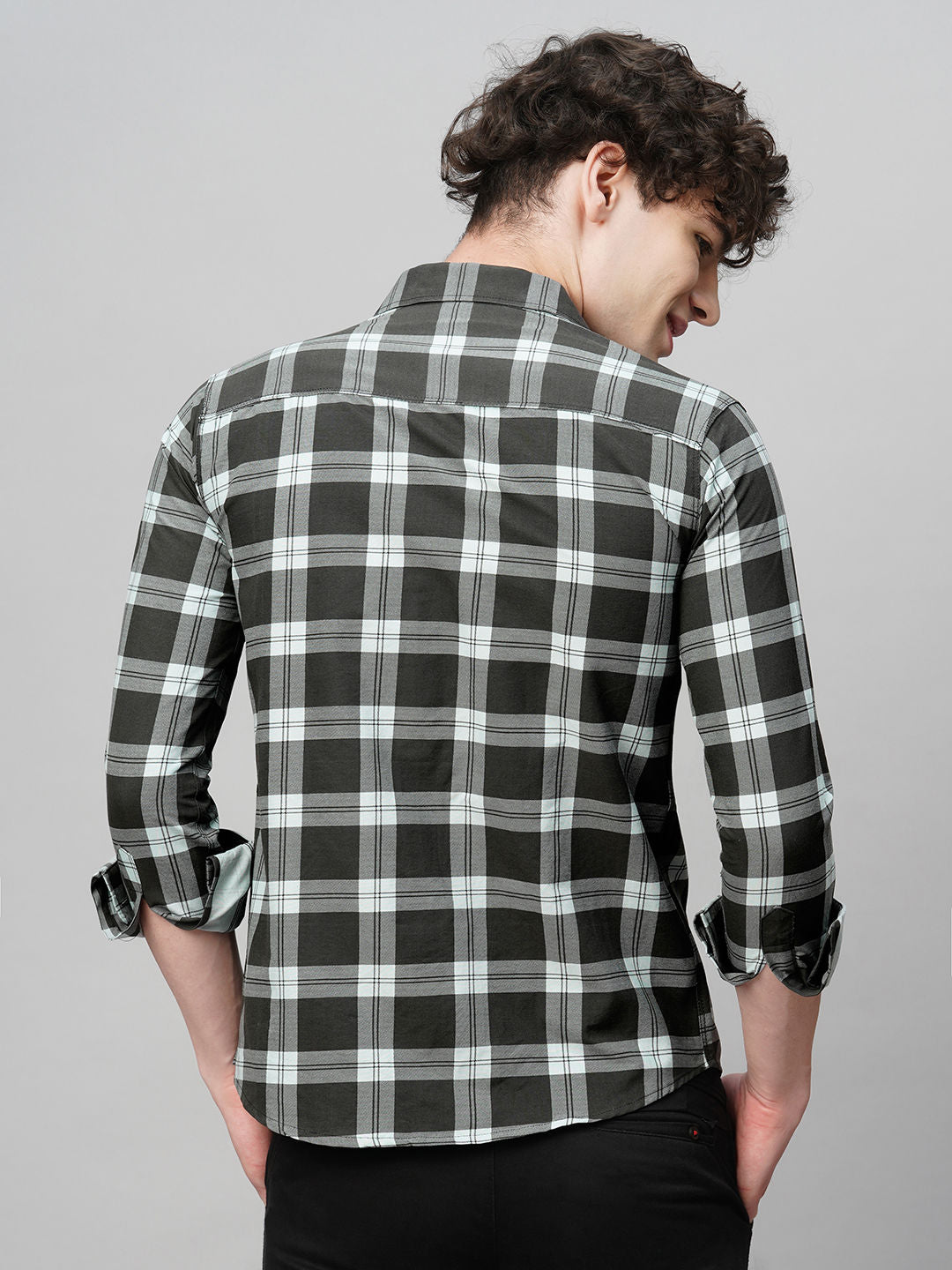 Alluring Checked Shirts for Men