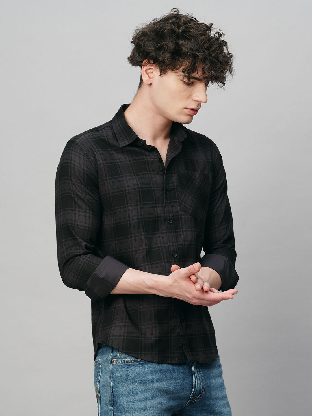 Leisure Checked Shirts for Men