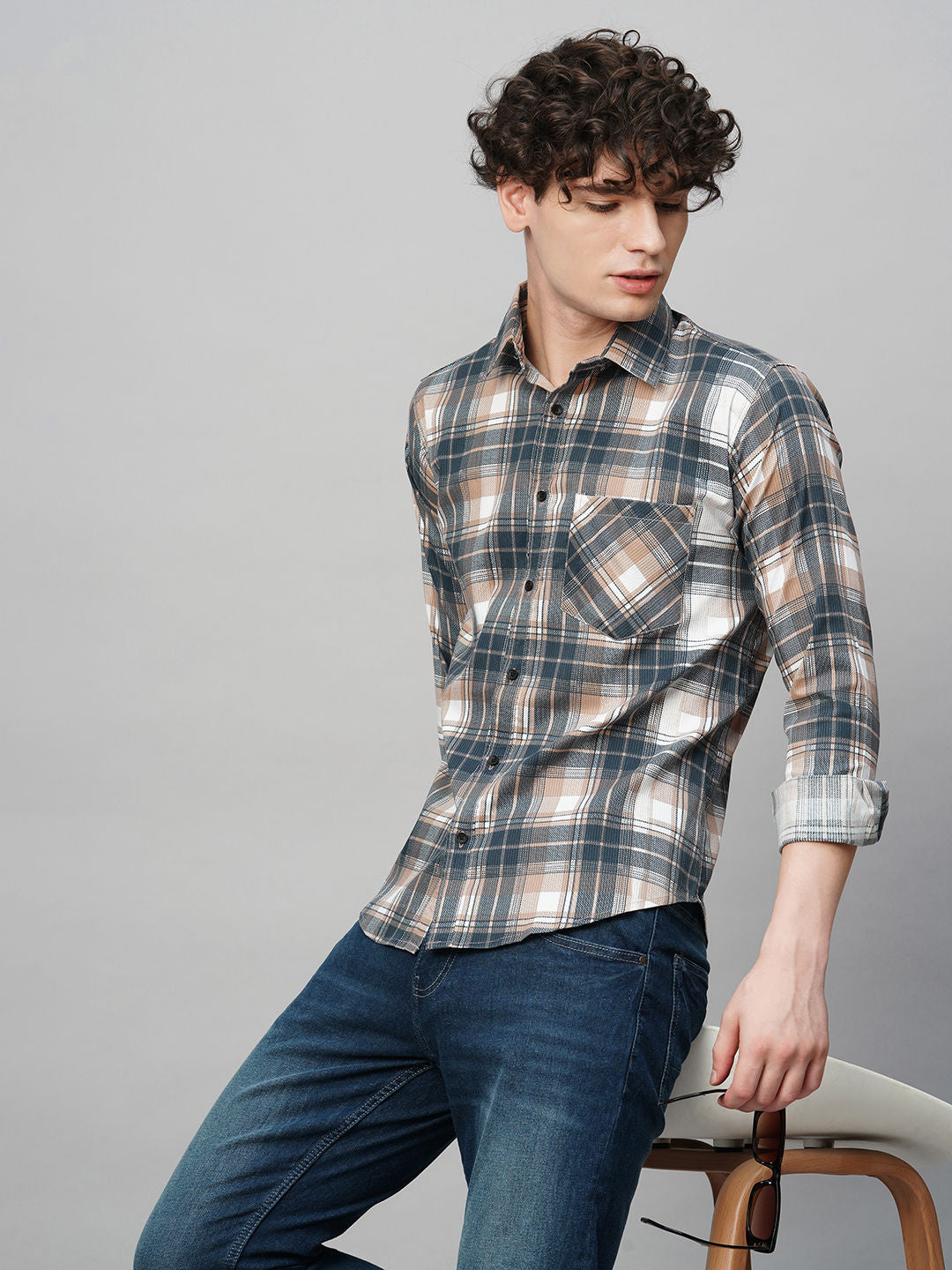 Elegant Checked Men's Shirt